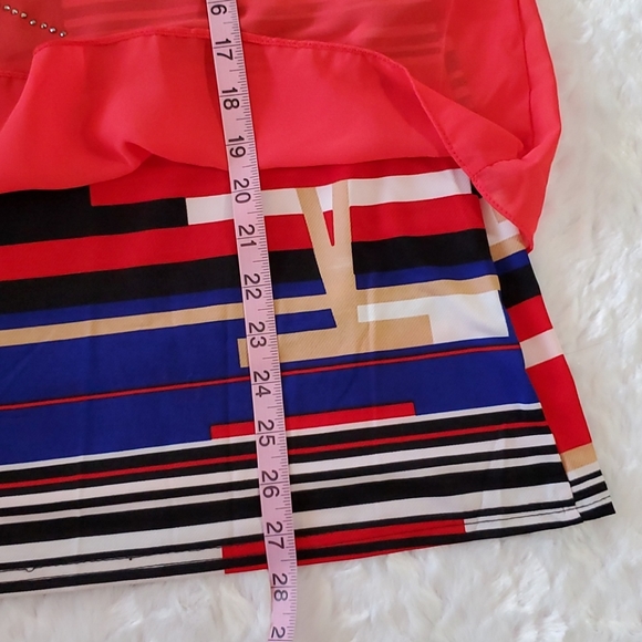 MILANDON red rhinestone stud dragonfly graphic short sleeve top Lrg. - Picture 8 of 10